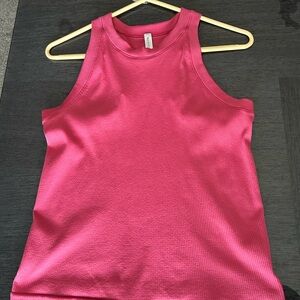 Athleta Cropped Top Size Large